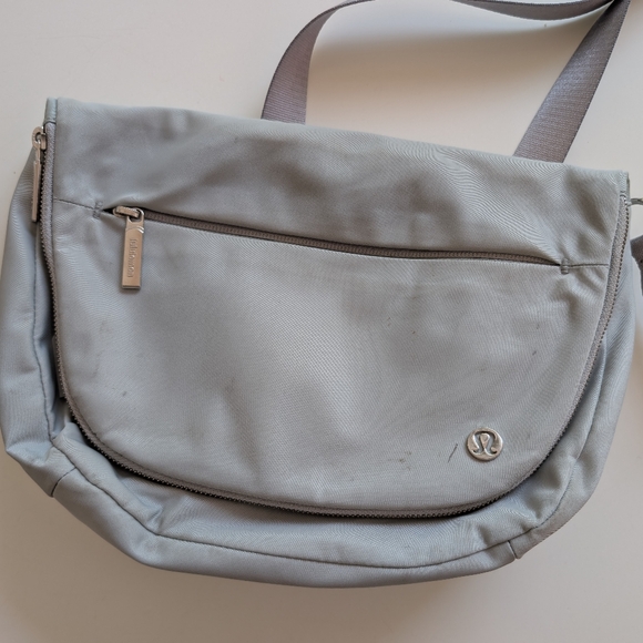 Lululemon All Night Festival Bag Zip Top Seal Grey - Picture 14 of 16